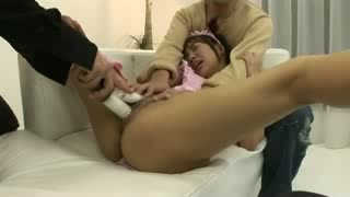 Sexy Japanese Cutie Eagerly Devours Fresh Cum