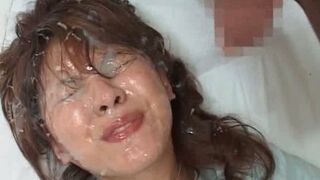 Hot Beauty Queens Engage in Steamy Threesome Prep