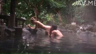 Horny Babe Gets Her Clit Rubbed and Pussy Sucked Sensually