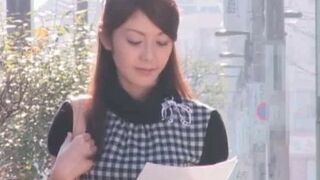 Japanese Babe Wows with Hot Cock Sucking Skills