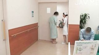 Caring Nurse Sucks Patient’s Dick to Ease His Worries