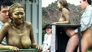 Public Statue Fucked by Passionate Couple in Broad Daylight