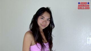 Sloane Pung Reveals Her Naughty Side in a Seductive Solo Show
