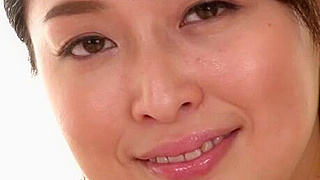Sexy Japanese Aunty Gets Banged by Young 18+ Stud in Steamy Affair