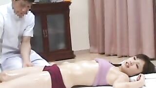 Japanese Beauty Explores Unconventional Pleasures in Steamy Sex Scene