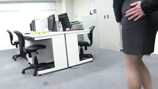 Feel the Flesh of a Sexy Office Lady in HD Porno Action