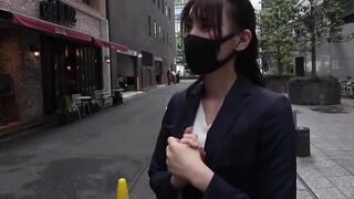 Japanese Office Lady Gets Fucked by Hot Guy in HD