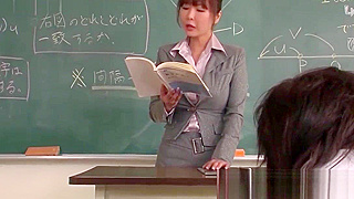Excited Viewers Watch Japanese Teacher Blowjob Orgy!*