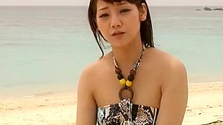 Rei Mizuna Seduces Hard on a Steamy Beach JAV Adventure