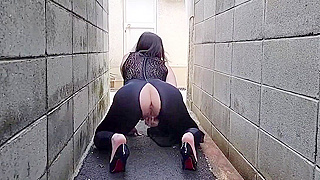Japanese Pornstar Ashley Nails explosive solo performance
