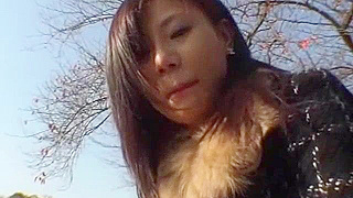 Japanese Beauty Anna Mutsumi in Mind-Blowing Blowjob & Fingering JAV Scene