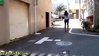 Japanese Beauties Squat and Pee – A Steamy Glimpse into Their Seductive Lives