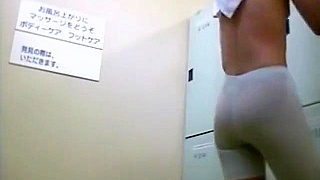 Alluring MILF Unleashed in Steamy Hotel Bathroom Experience