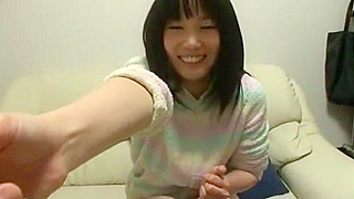 Meet Japan’s Finest – Yui Kasugano’s Seductive Masturbation Scene