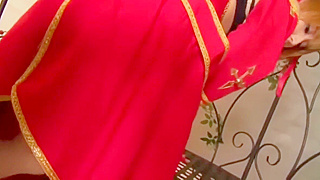 Yuuki Itano's Sultry Sword Art Online Cosplay - Unleash Your Desires!