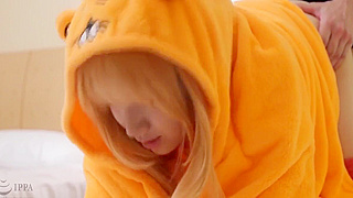 JAV Star Umaru’s Seductive Cosplay Erotic Adventures