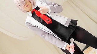 Japanese Cosplayer in Pantyhose Tempts You with Seductive Moves!