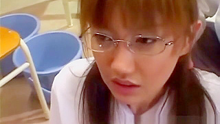 Luscious Japanese Bukkake Slut Sucks Cock Like a Pro!