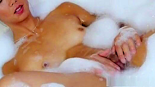Watch Gorgeous Chinese Beauty Ling Ling Pleasure Herself in Steamy Bathtub Solo Play