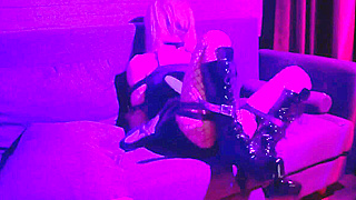 Elegant MILF Suckerbounds to Fulfill Your Steamiest Desires