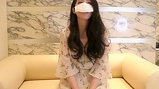 Luscious Japanese Pornstar Ayumi in a Captivating Solo Show