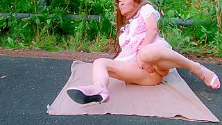 Hottest Japanese Maid Pai-chan XXX in an Unbelievable Outdoor Scene!