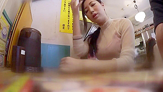Office Worker Sara’s Secret Ramen Rendezvous Exposed!