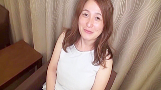 Unleash Your Desires with Slender, Alluring MILF Ayumi Hamasaki in Hot Action