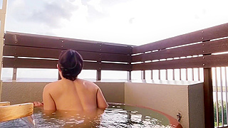 Japanese Beauty Goes Wild in Okinawa – Luscious Tarzan Adventure