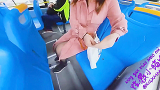 Experience Ultimate Public Seduction with Our Steamy Japanese Porn Video