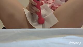 Japanese Pornstar’s Steamy Webcam Show - Exclusive Hot Video Clip!