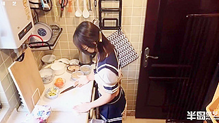 Alluring Luscious Chinese Beauty Tied Up in Seductive JapanesePorn Scene