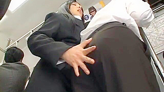 Hot Chick Gives Mind-Blowing blowjob in Drenched Subway Encounter
