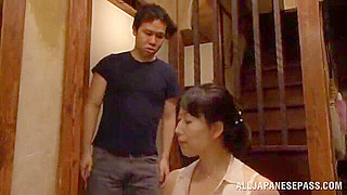 Ichika Kuroki, Sexy Milf in Glasses, Gets Seduced and Fondled Passionately