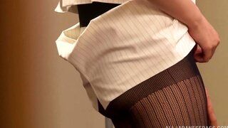Hot MILF Natsume Inagawa in hot office suit