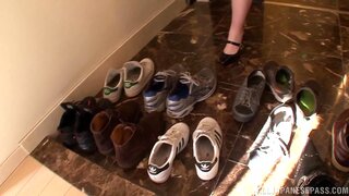 Hot cock lover Rie Tachikawa is teased by horny boys 7