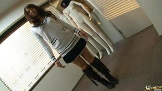 Shiina Asian doll is a working girl