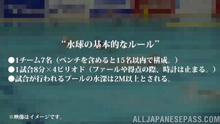 Water polo girl Naho Yuumi enjoys cock sucking while taking a shower
