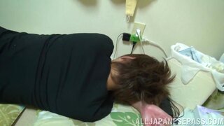 Fancy Japanese milf Moeka Nomura moans from getting orgasm 3