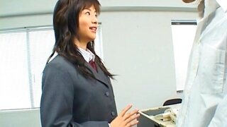 Akane Hotaru gives a hot blowjob 2