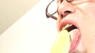 Tomoe Hinatsu Asian milf has a cute pussy 5