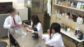 Teen schoolgirl friends in glasses help to jerk him off 4